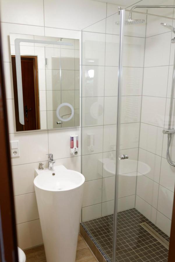 Hotel Restaurant Rodizio Paderborn Altenbeken Eksteriør billede