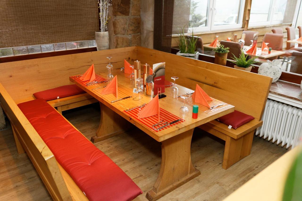 Hotel Restaurant Rodizio Paderborn Altenbeken Eksteriør billede
