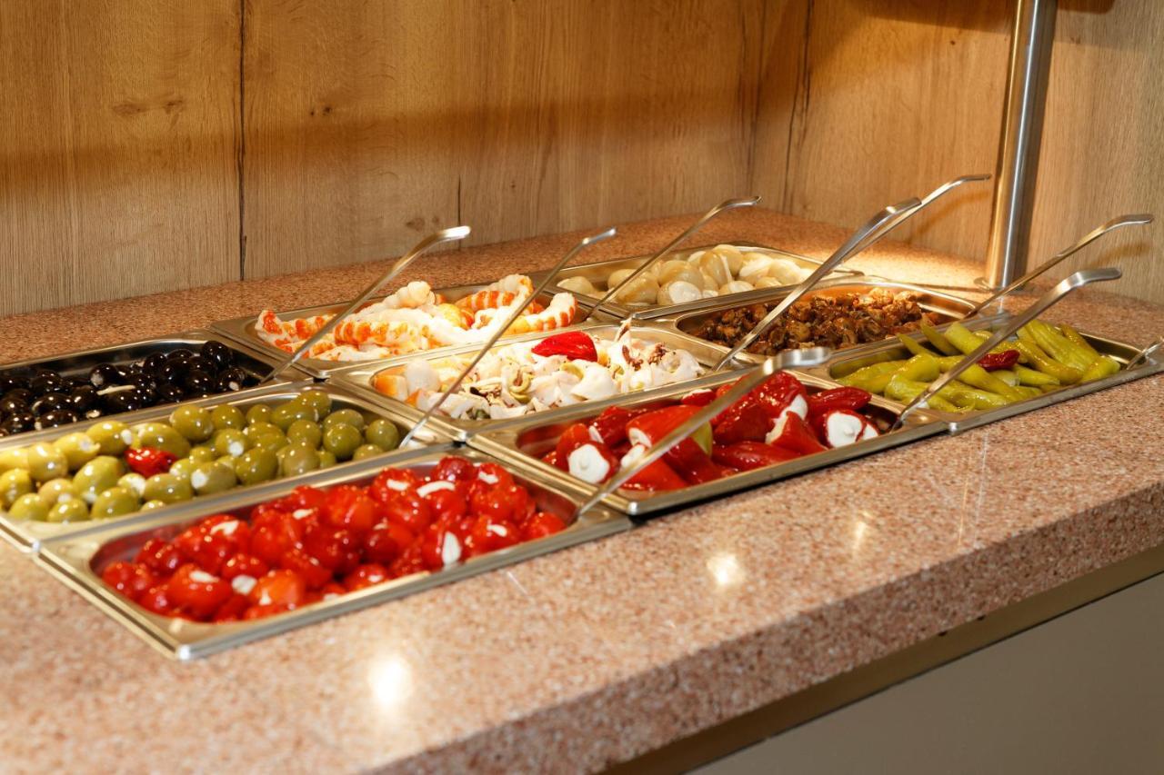 Hotel Restaurant Rodizio Paderborn Altenbeken Eksteriør billede